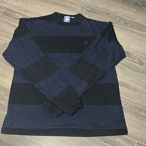 Undefeated  T Shirt Mens Size XS Striped Long Sleeve